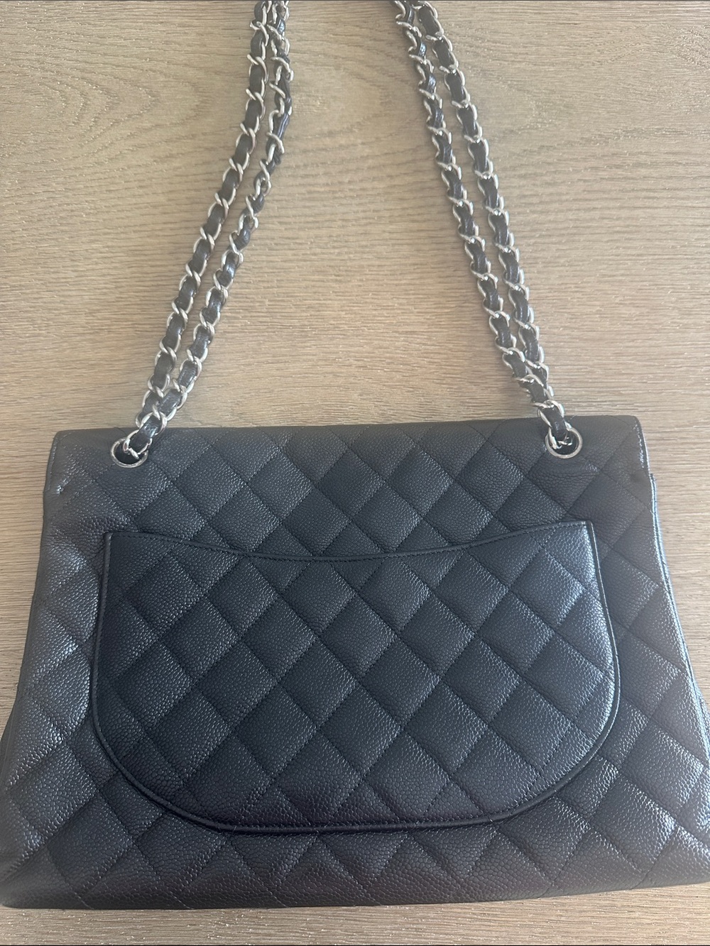 CHANEL Black Quilted Leather Shoulder Bag with Silver Chain - Picture 5 of 5